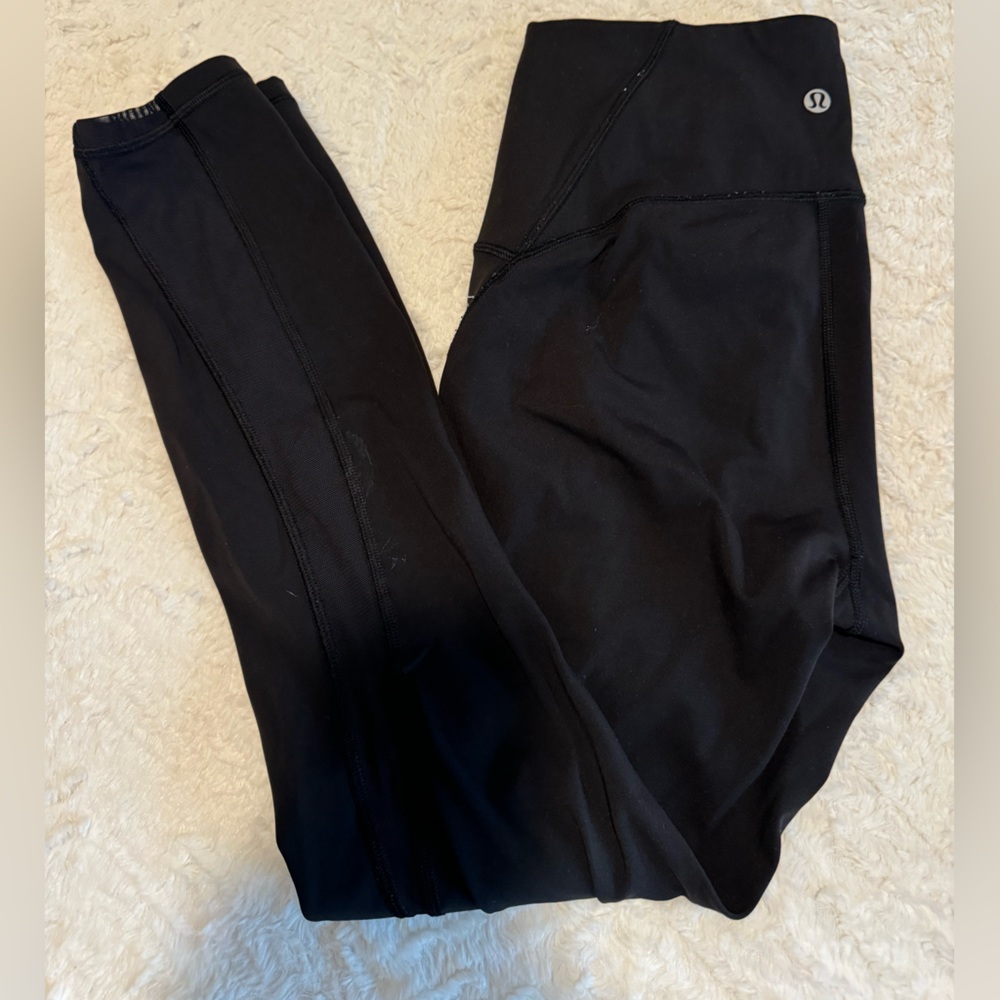Black lululemon leggings with mesh